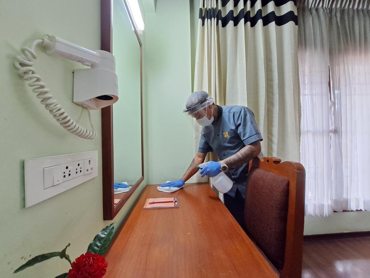 โรงแรมพรีธีคลาสสิกทาวเวอร์ อูตี ภายนอก รูปภาพ